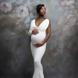 Nataly Danilova Photography - Elegant maternity photos
