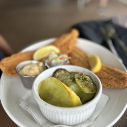 user provided Clyde's of Clarksville photo