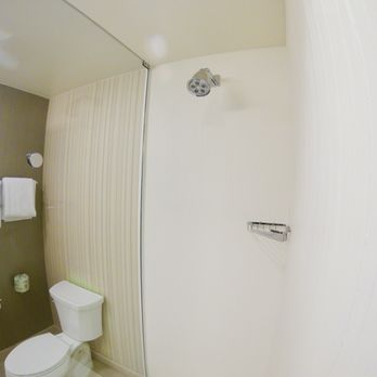 Courtyard by Marriott Morgantown - Bathroom - Hotels Near Me - Morgantown, West Virginia