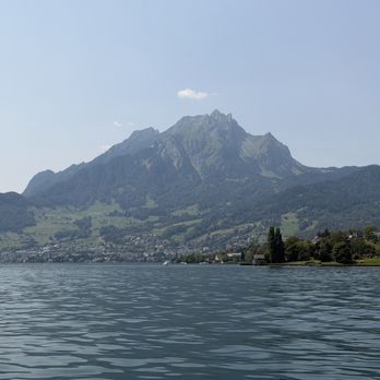 Schiffahrtsgesellschaft des Vierwaldstättersees - Lake Lucerne Cruise - Boat Tours Near Me - Lucerne, LU