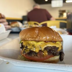 Brgr Shack - Classic cheese burger