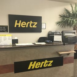 Hertz Rent A Car - Check in desk for Hertz!