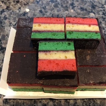 Carlo's Bakery - Rainbow Cookies - Bakeries Near Me - Hoboken, New Jersey