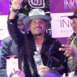 Howard Hewlett at the ink well great performance