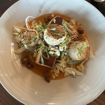 Jesse's On the Bay - Maine Sea Scallops... the most unique and delicious scallop dish I've ever tasted. - Steakhouses Near Me - Gulf Shores, Alabama