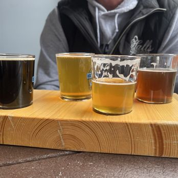 Kenai River Brewing - Delicious beer - Breweries Near Me - Soldotna, Alaska
