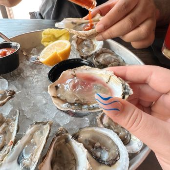 Fuller's Raw Bar - Seafood Near Me - Hampton, Virginia