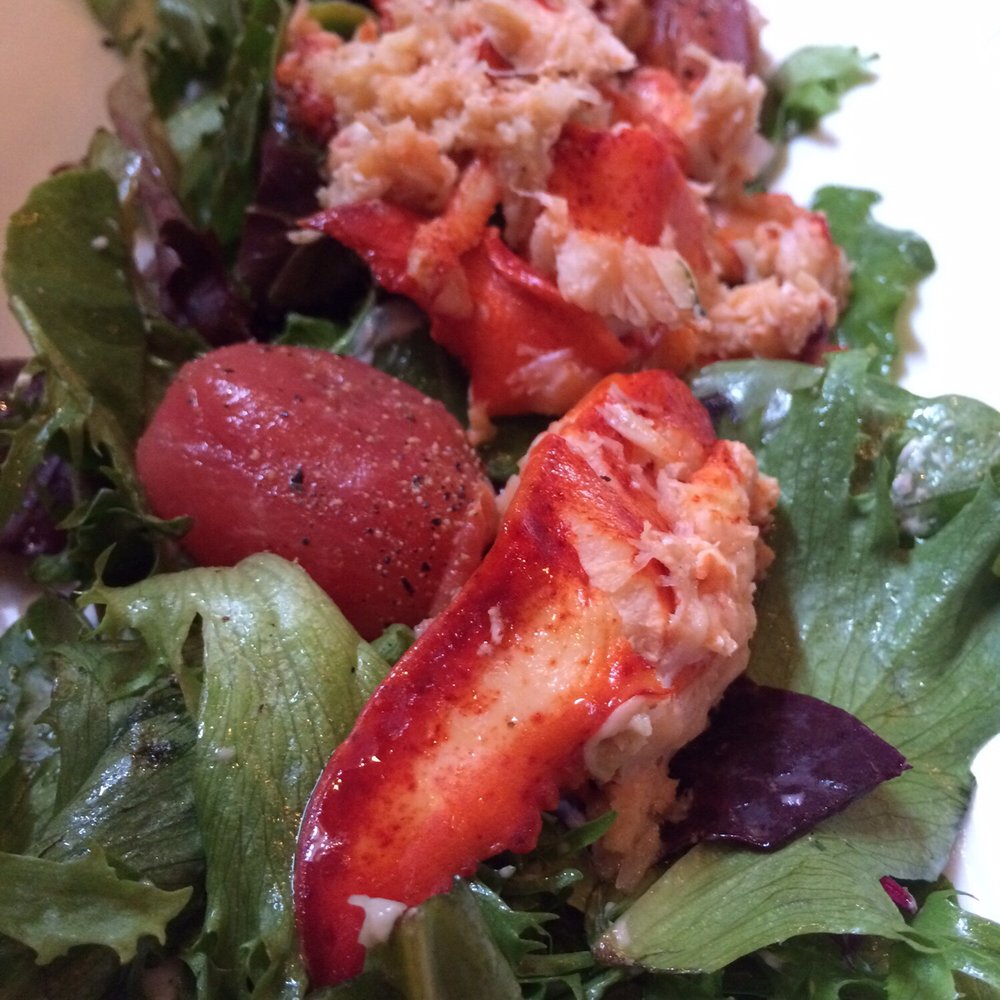 Restaurant Iris - Lobster knuckle sandwich- but on lettuce instead of bread - Cajun/Creole Near Me - Memphis, Tennessee Restaurant Iris - Lobster knuckle sandwich- but on lettuce instead of bread - Cajun/Creole Near Me - Memphis, Tennessee