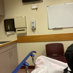 Houlton Regional Hospital - Hospital room