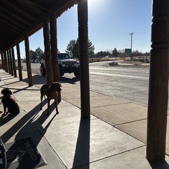 V6 Coffee Bar - Pet friendly! - Coffee & Tea Near Me - Marathon, Texas