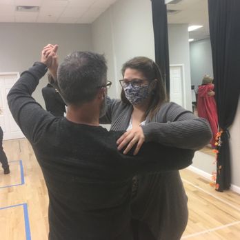 Lone Star Ballroom - Couple practicing in group class - Dance Studios Near Me - McKinney, Texas