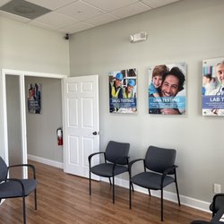 Lab Express - Lobby / Waiting Area Entry to Reception