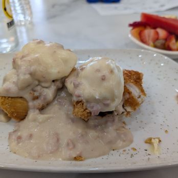 Mornings Breakfast & Brunch - Chicken on biscuits - Breakfast & Brunch Near Me - Indianapolis, Indiana