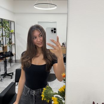 Ivanna's Hair Salon - V cut with long layers and face framing pieces - Hair Salons Near Me - Mountain View, California Ivanna's Hair Salon - V cut with long layers and face framing pieces - Hair Salons Near Me - Mountain View, California