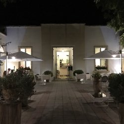 Matisse - Restaurant entrance.