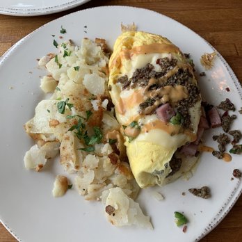 Iron Rooster - Angry Pig Omelet - American Near Me - Baltimore, Maryland
