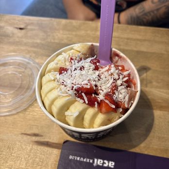 Acai Republic - Hawaiian açaí bowl. - Juice Bars & Smoothies Near Me - Baldwin Park, California Acai Republic - Hawaiian açaí bowl. - Juice Bars & Smoothies Near Me - Baldwin Park, California