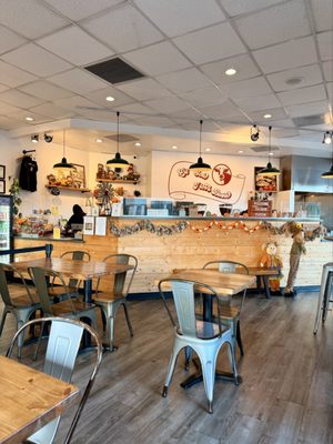 Lil Cow Cafe Bistro by null