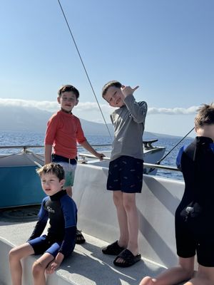 Four Winds Molokini Maui Snorkel Tour by null