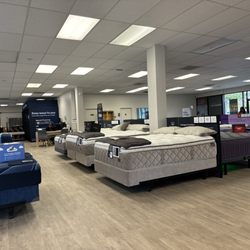 Mattress Firm Lynnwood North - Here on 9/11/24