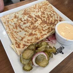 Manekin - Beef pancake