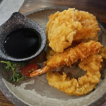 Izakaya Tori - Tempura Shrimp Appertizer - Sushi Bars Near Me - Tampa, Florida Izakaya Tori - Tempura Shrimp Appertizer - Sushi Bars Near Me - Tampa, Florida