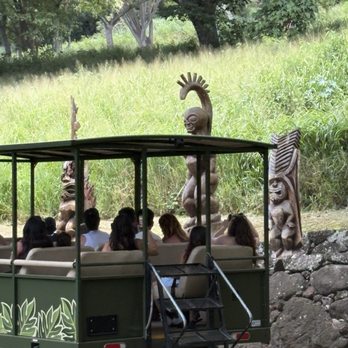 Kualoa Ranch - Tours Near Me - Kaneohe, Hawaii