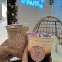 Okinawa milk tea and Thai milk tea