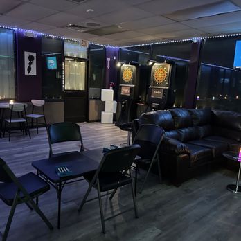 The E Lounge - 2401 Shull Ave, Oklahoma City, Oklahoma - Updated