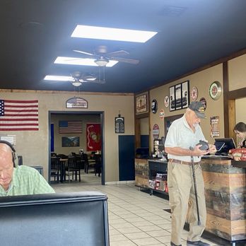 Dad's American Diner - Inside Dinner - Breakfast & Brunch Near Me - Pahrump, Nevada
