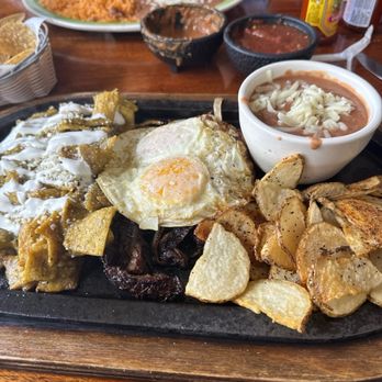 Los Tres Hermanos - Mexican Near Me - Los Angeles, California