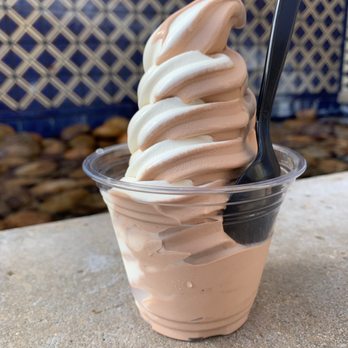 Iceskimo - Ice Cream & Frozen Yogurt Near Me - San Diego, California Iceskimo - Ice Cream & Frozen Yogurt Near Me - San Diego, California