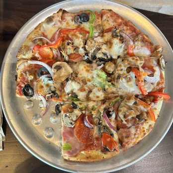 Crust Pizza - Carl's King pizza (supreme) - Pizza Near Me - Bastrop, Texas Crust Pizza - Carl's King pizza (supreme) - Pizza Near Me - Bastrop, Texas