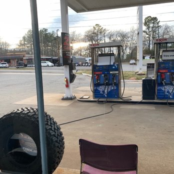 Vaughn's Exxon - Full service gas pumps - Auto Repair Near Me - Canton, Georgia Vaughn's Exxon - Full service gas pumps - Auto Repair Near Me - Canton, Georgia