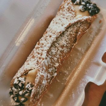 Mr. Beef - Cannoli - Fast Food Near Me - Chicago, Illinois Mr. Beef - Cannoli - Fast Food Near Me - Chicago, Illinois