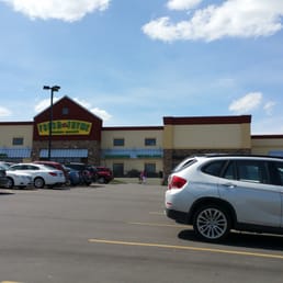 Front of store.  Awesome place.