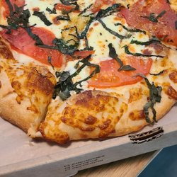 Luciano's Pizza