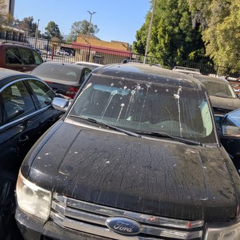 Mid-Valley Auto Body - Feel bad for this person who's SUV looks to be forgotten. - Auto Repair Near Me - Tarzana, California Mid-Valley Auto Body - Feel bad for this person who's SUV looks to be forgotten. - Auto Repair Near Me - Tarzana, California