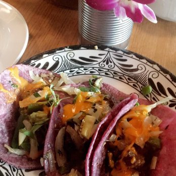 Barrio - Mexican Near Me - Chicago, Illinois