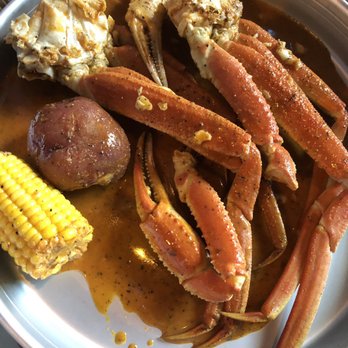 Boil Bay - Snow crabs - Seafood Near Me - Virginia Beach, Virginia