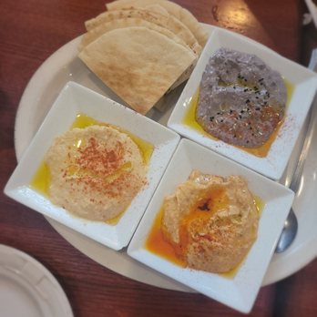 Pom & Olive - Hummus trio - Mediterranean Near Me - Costa Mesa, California Pom & Olive - Hummus trio - Mediterranean Near Me - Costa Mesa, California