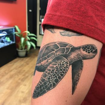 Hale Nui Tattoo Company - Tattoo Near Me - Honolulu, Hawaii Hale Nui Tattoo Company - Tattoo Near Me - Honolulu, Hawaii