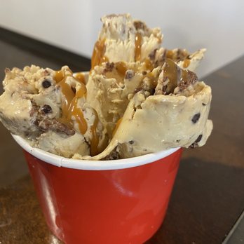Rolled Mountain Creamery - Caramel, Nutella, almond, chocolate: YUM! - Chocolatiers & Shops Near Me - Reno, Nevada