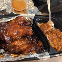 Angelea's Soul Food Kitchen - Jerk Chicken Wings and yams