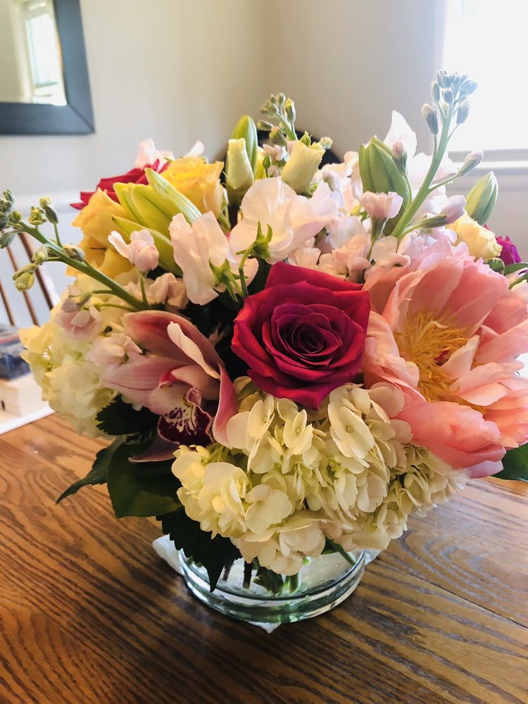 GALLERIA FLORIST 53 Photos & 73 Reviews 248 W Broad St, Falls