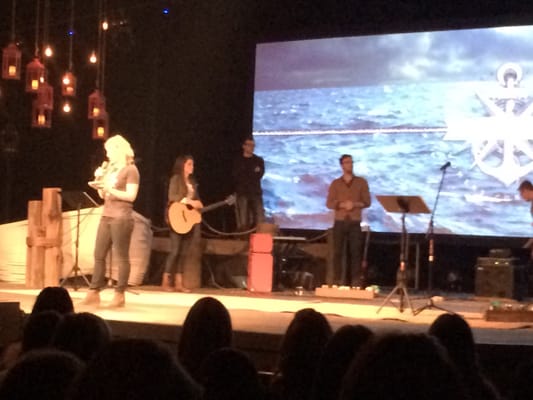 RED ROCKS CHURCH - LITTLETON - Updated August 2025 - 34 Photos & 30 ...