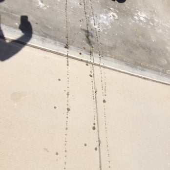 Moss Bros - Driveway after an oil change at moss bros - Car Dealers Near Me - Moreno Valley, California Moss Bros - Driveway after an oil change at moss bros - Car Dealers Near Me - Moreno Valley, California