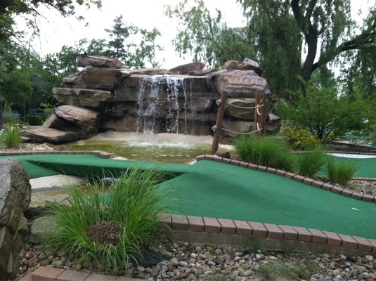 Chip's Clubhouse by null