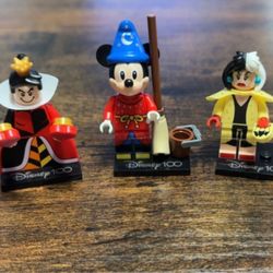 Learning Post & Toys - Lego Disney mini figures are a blast.. I always buy so many when I go in 
