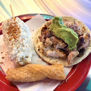 Tacos Mi Pa - Taco De Pollo Asado (before adding toppings), elote, and a fresh churro - Tacos Near Me - Bakersfield, California